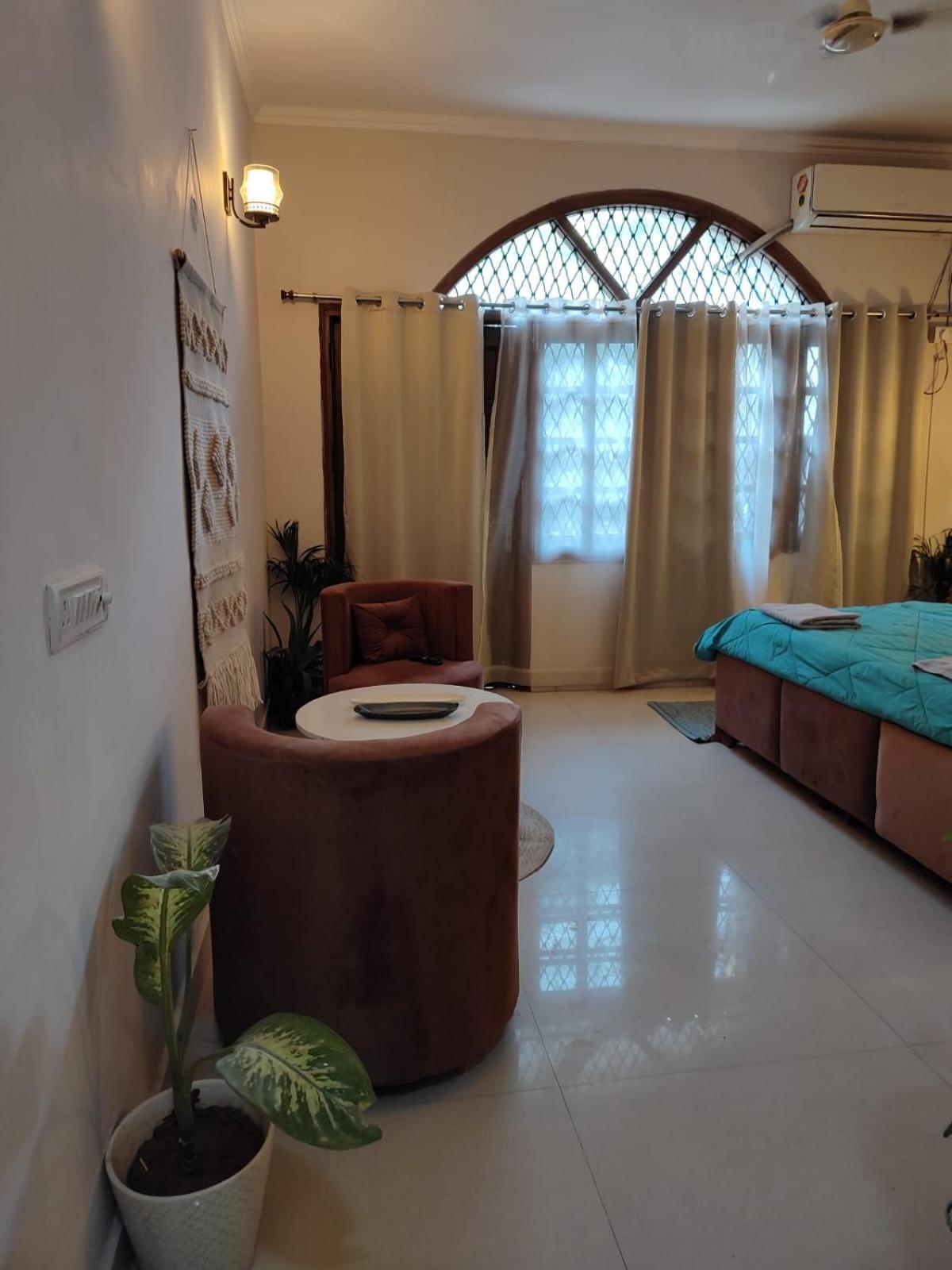 ניו דלהי Atharva'S Homestay, Nehru Enclave מראה חיצוני תמונה