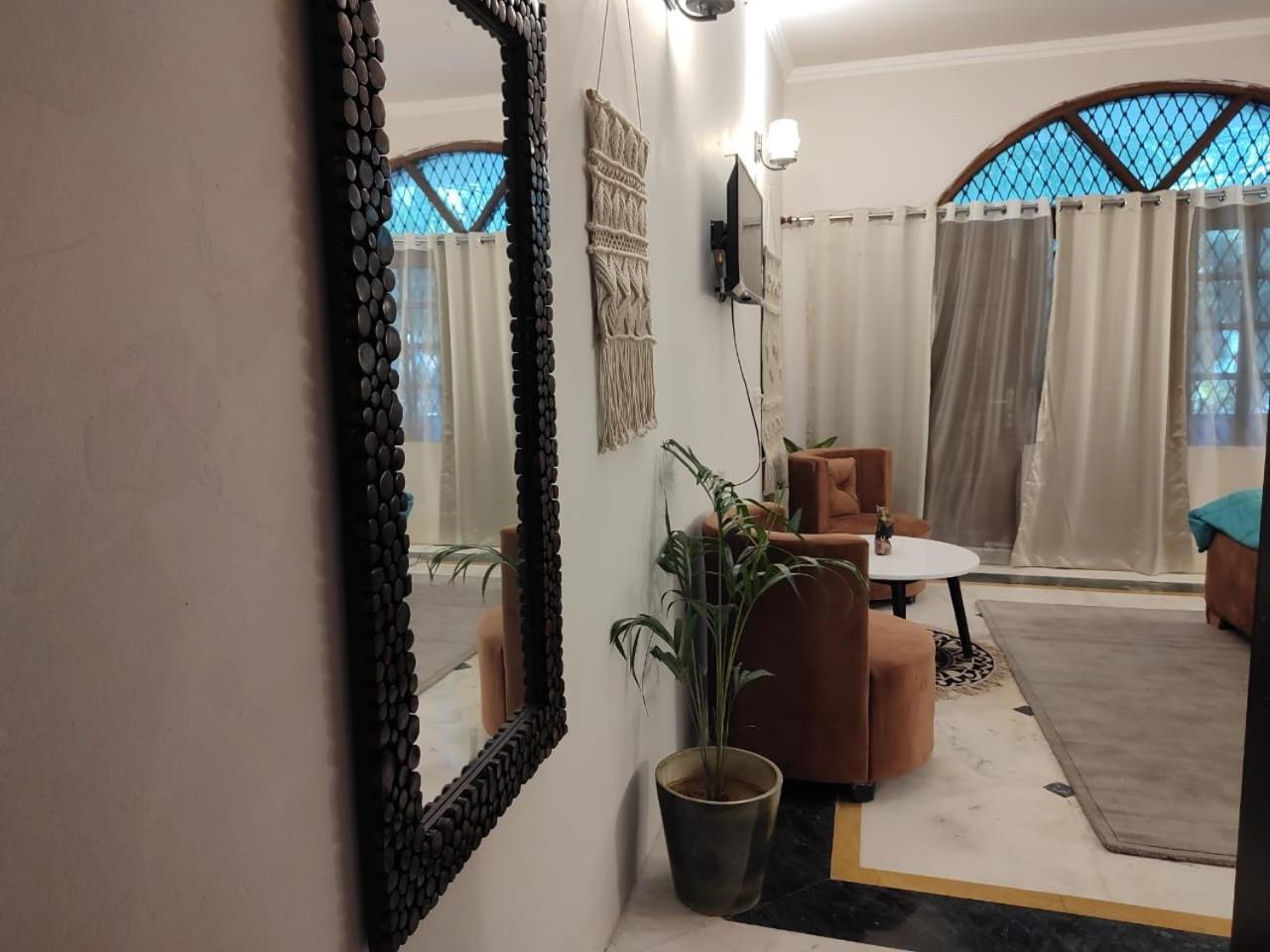 ניו דלהי Atharva'S Homestay, Nehru Enclave מראה חיצוני תמונה
